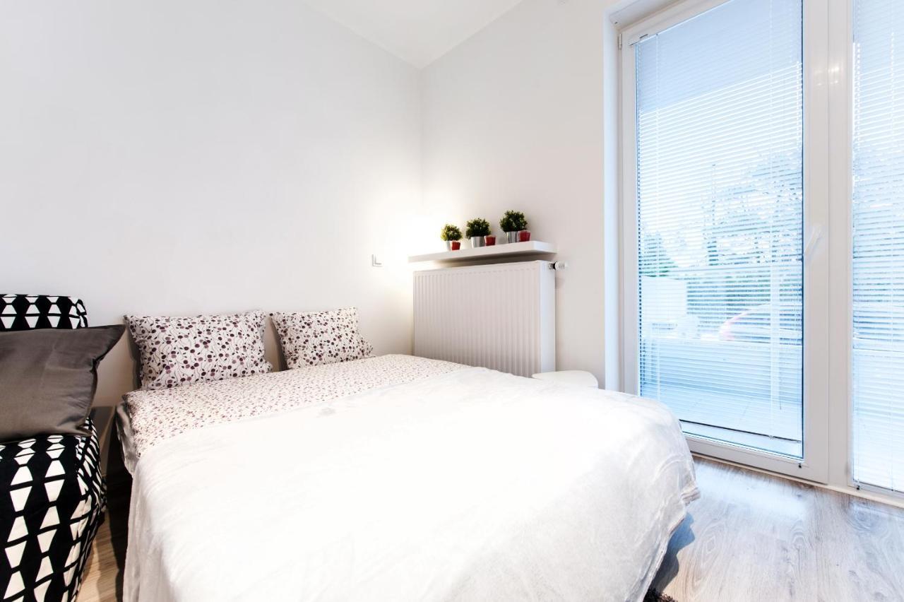 Ferienwohnung Super Apart Dywizjonu 303 175/8 Warschau Zimmer foto